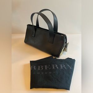 Burberry Triangle Classic black Check Leather Shoulder Bag